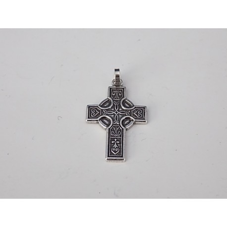 Pendentif croix celte
